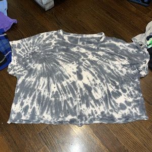 American Eagle Tye dye shirt